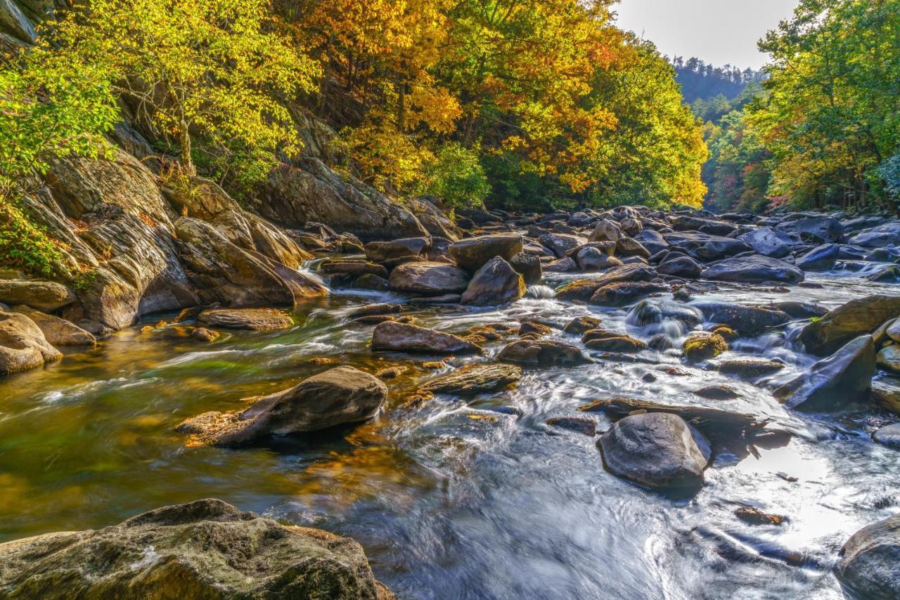 Between Here & There, 3 Bedrooms, Sleeps 6, Views, Hot Tub Gatlinburg Luaran gambar