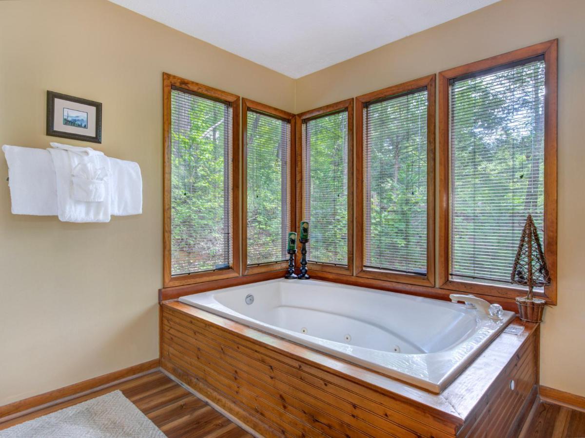 Between Here & There, 3 Bedrooms, Sleeps 6, Views, Hot Tub Gatlinburg Luaran gambar